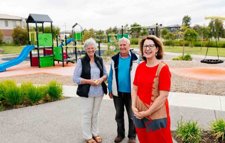 Councillor Rhonda Garad and residents