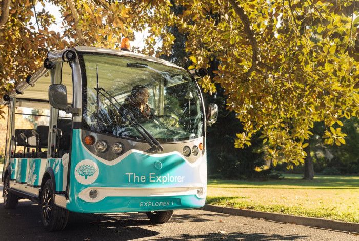 Explorer Bus 