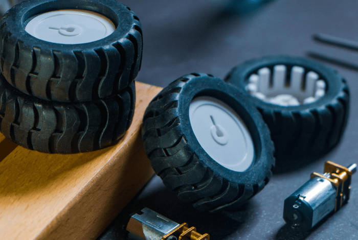 Wheels and motors for robotic constuction.