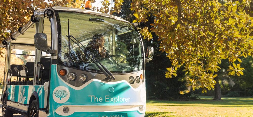 Explorer Bus 